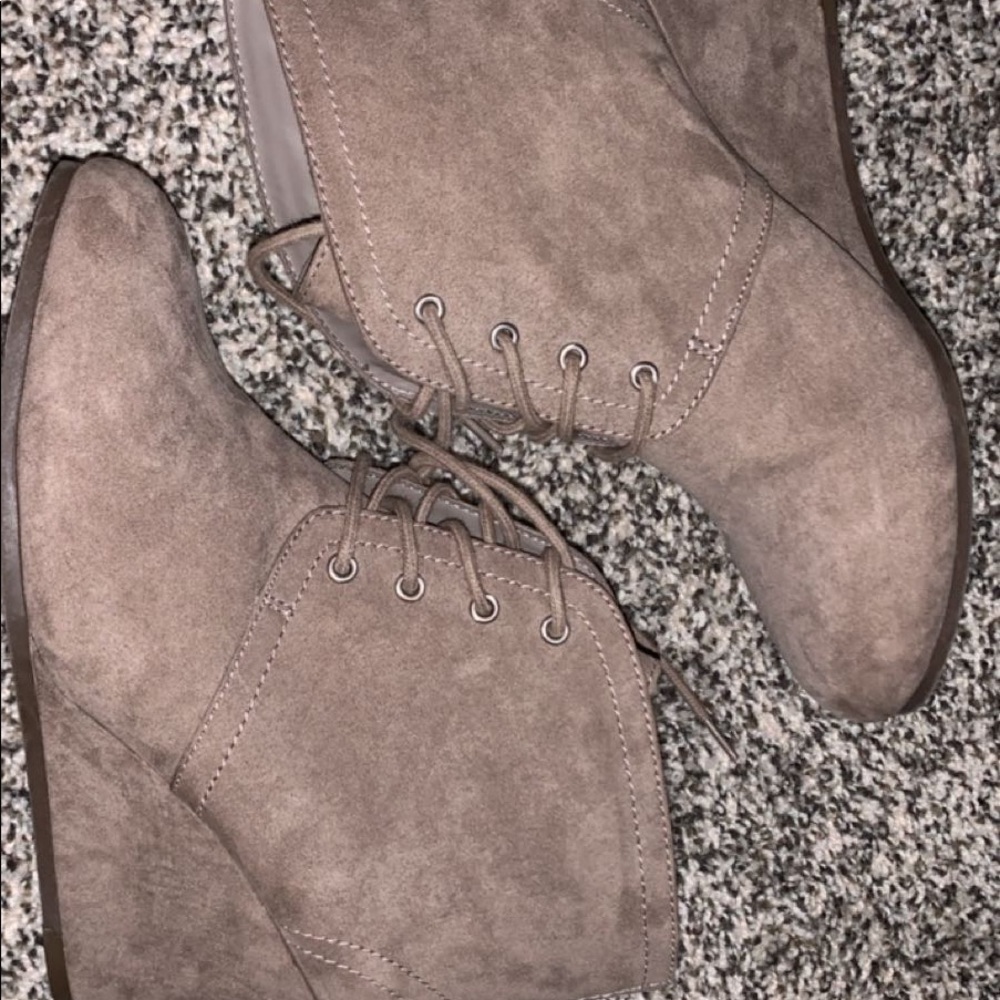 Suede Tillys boots